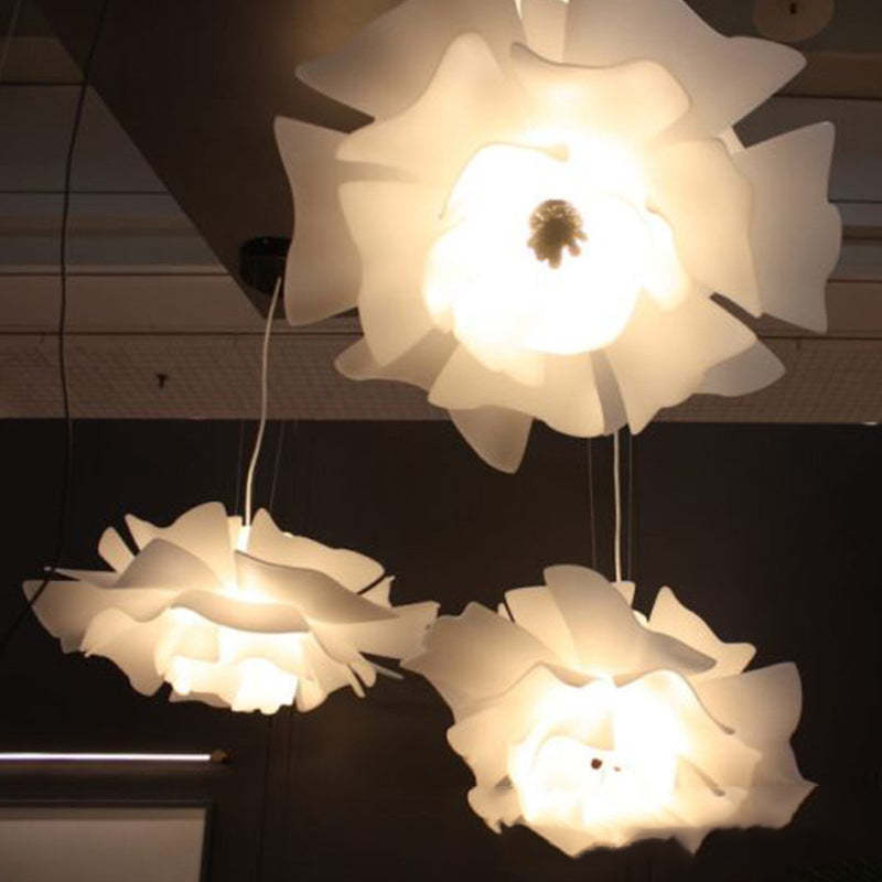 ELYSIA - Elegant White Flower Pendant Light