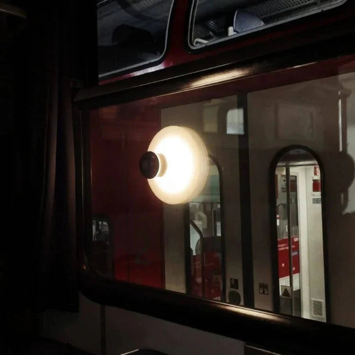 VISTALUX – Rechargeable Suction LED Wall Light