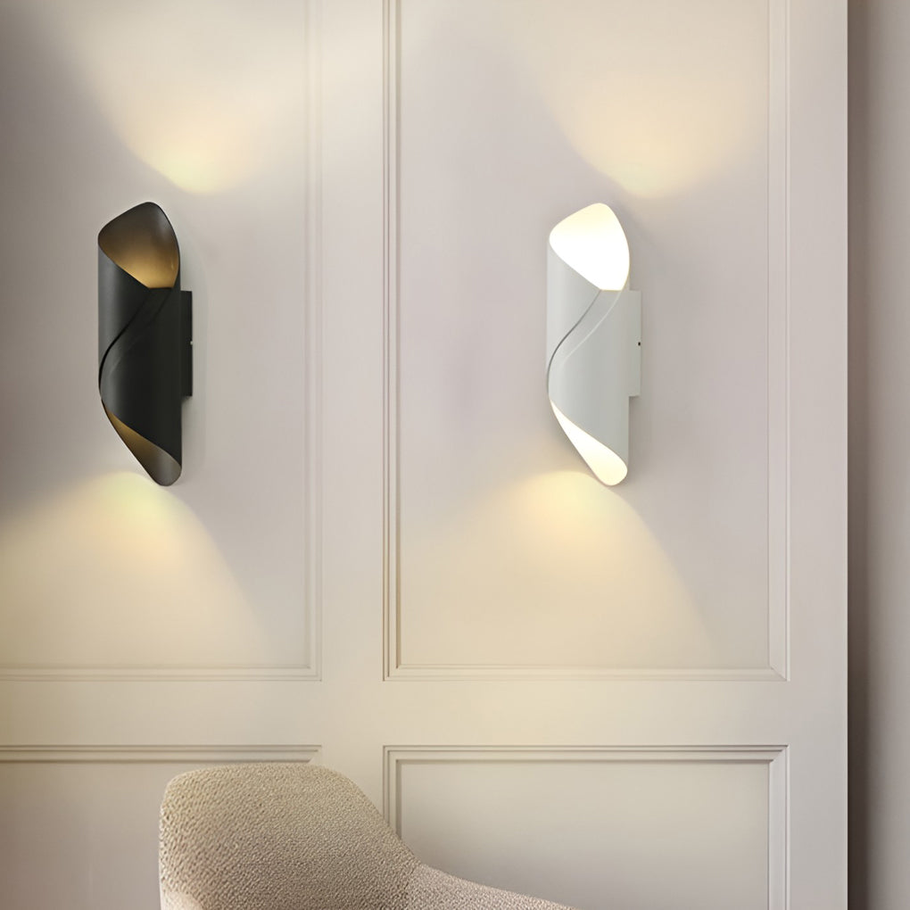 NIGHTLOX – Modern LED Outdoor Wall Fixture
