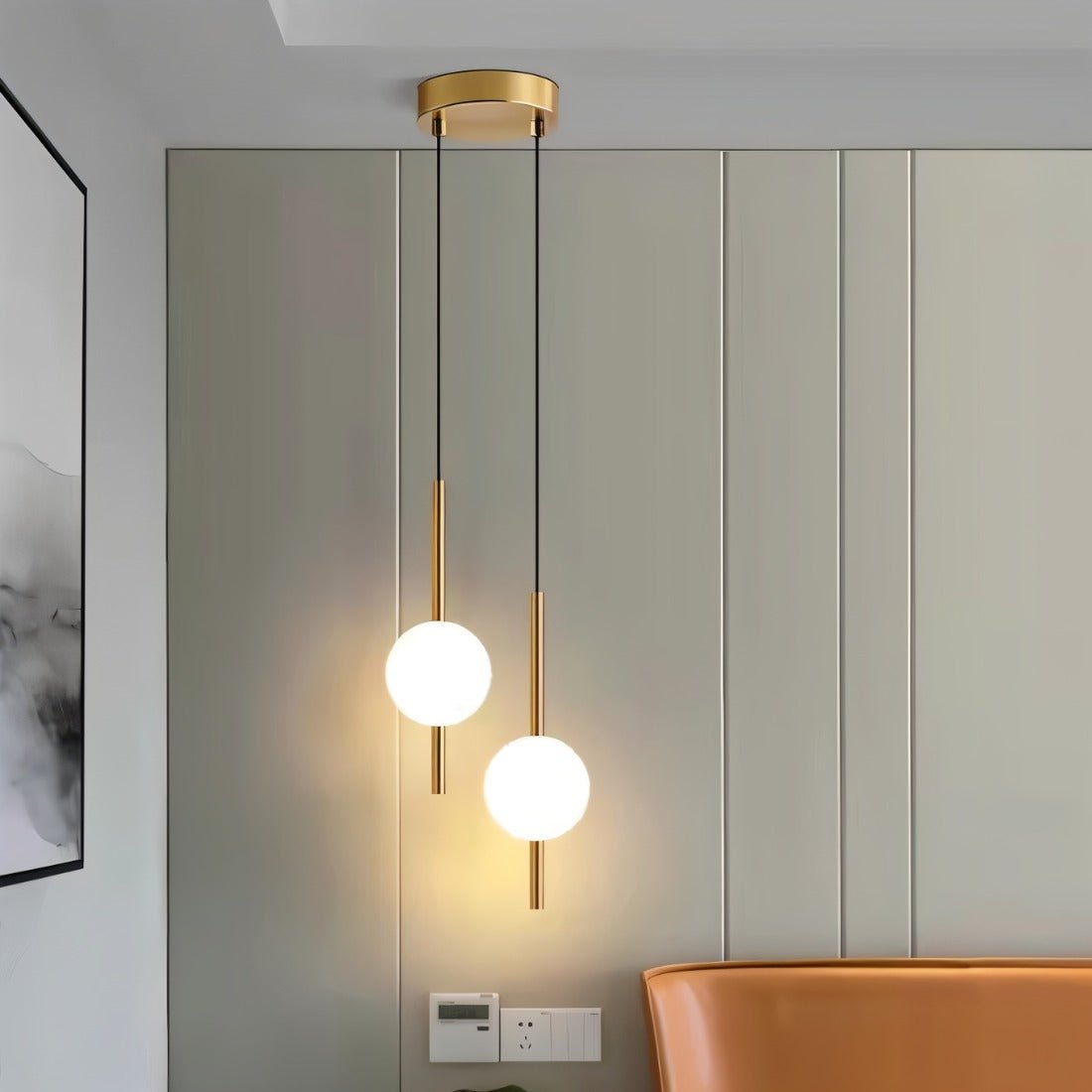 NORDGLOW - Elegant Frosted Glass Pendant Light