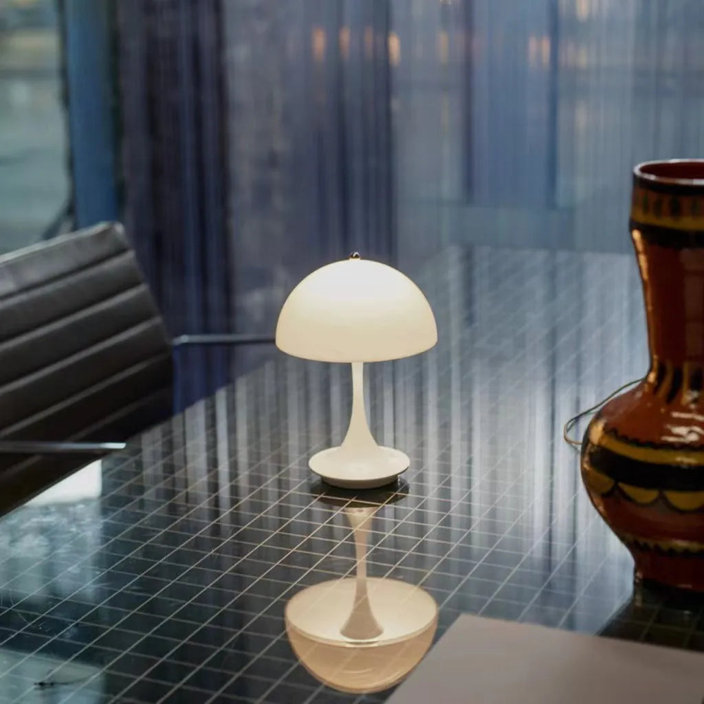 AURIONNA – Modern Luxury LED Table Lamp