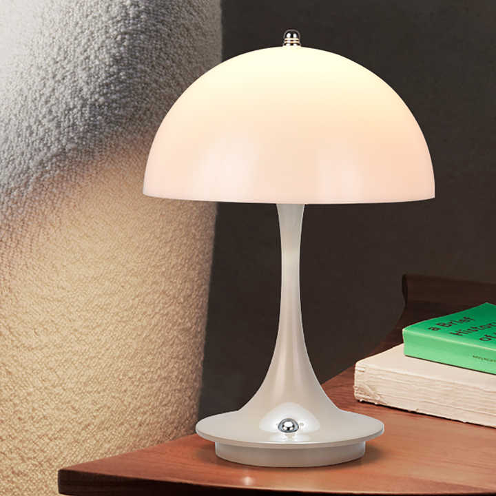 AURIONNA – Modern Luxury LED Table Lamp