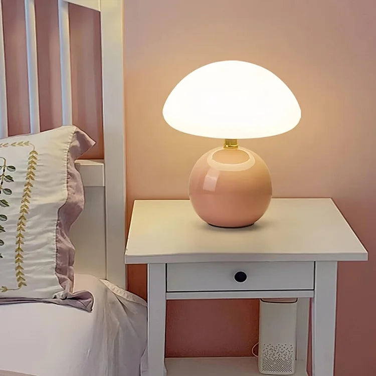 CERAMOIR - Bauhaus Cream Mushroom Table Lamp