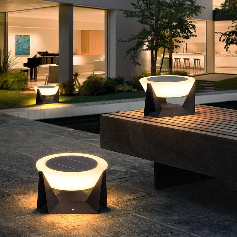 RAYNOX – Modern LED Solar Outdoor Wall Light