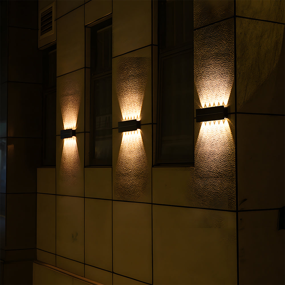 VERTON – Waterproof LED Outdoor Wall Light IP68
