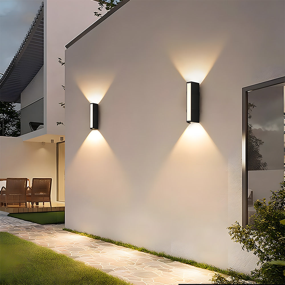 VELORE – Sleek Aluminum LED Outdoor Wall Light