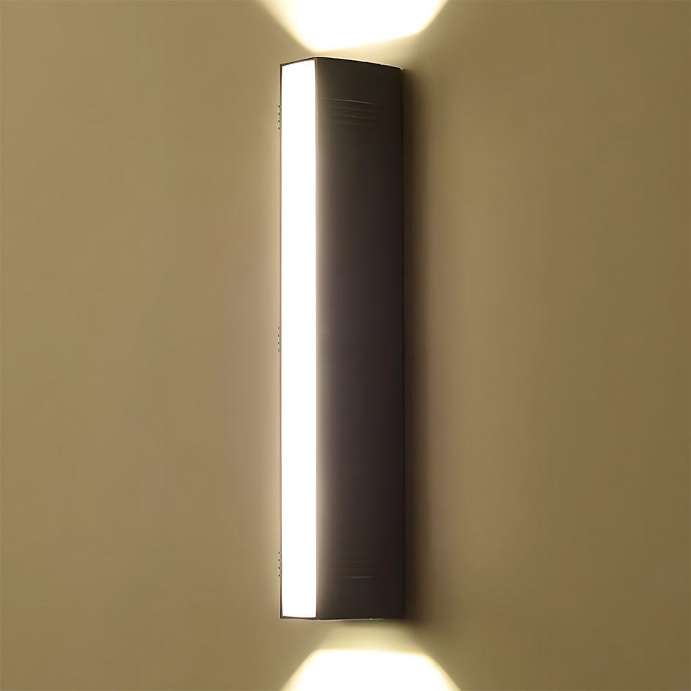 VELORE – Sleek Aluminum LED Outdoor Wall Light