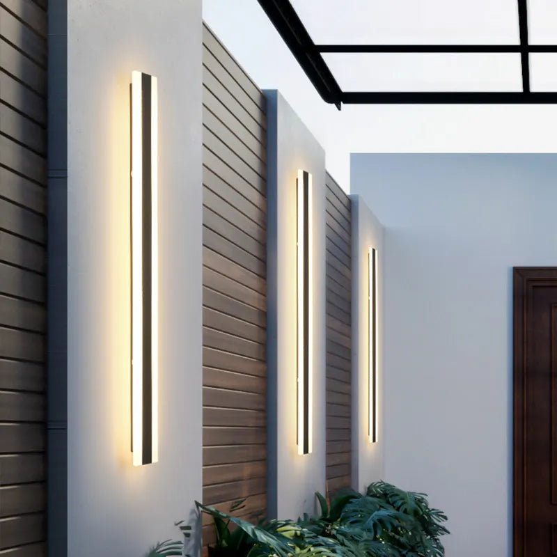 AURABRITE - Contemporary Outdoor Weatherproof Wall Light